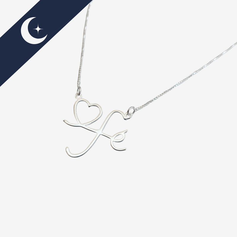 Gargantilha com Pingente Fé Coração Prata 925 – Prata & Co. | Elegância e Significado em uma Joia Atemporal