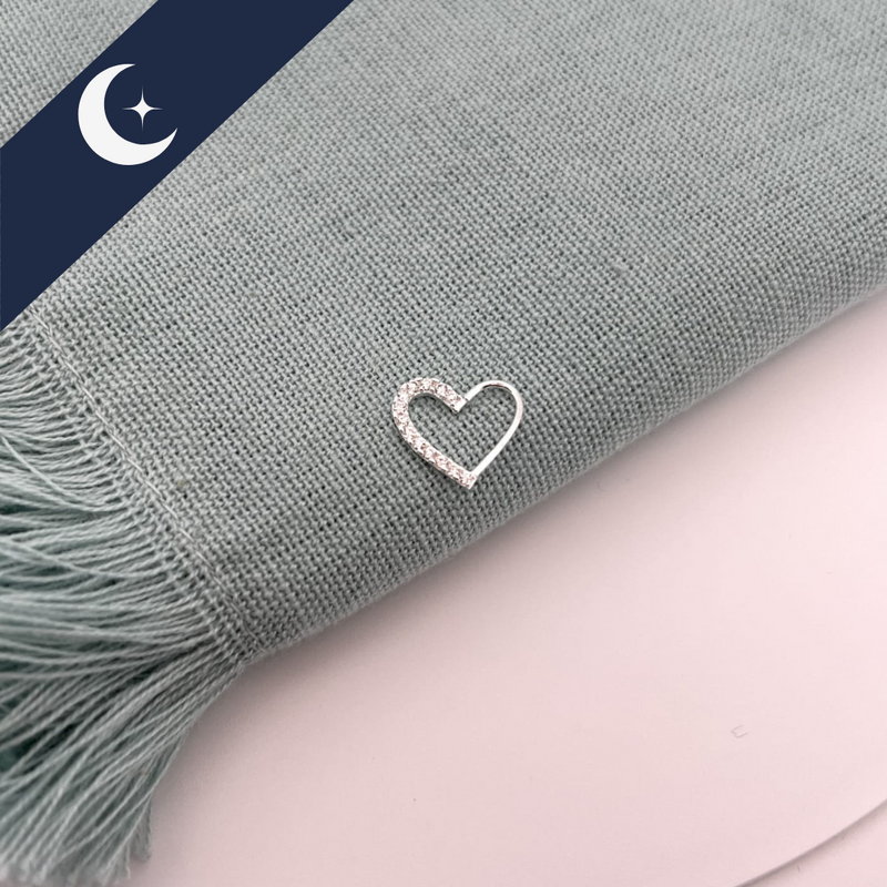 Piercing Coração e Borda Cravejada Prata 925 – Sofisticação e Brilho | Prata & Co